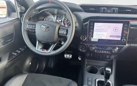 Toyota Hilux VIII, 2025 год, 7 550 000 рублей, 14 фотография