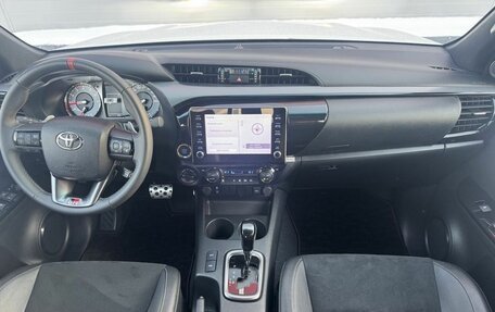 Toyota Hilux VIII, 2025 год, 7 550 000 рублей, 15 фотография