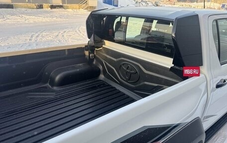 Toyota Hilux VIII, 2025 год, 7 550 000 рублей, 12 фотография