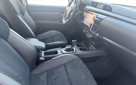 Toyota Hilux VIII, 2025 год, 7 550 000 рублей, 18 фотография