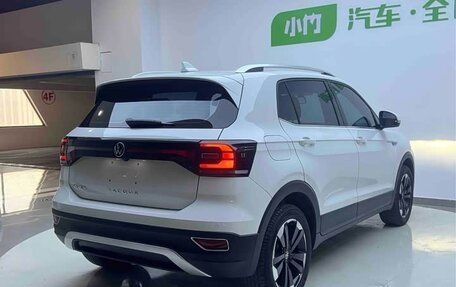 Volkswagen T-Cross I, 2021 год, 1 760 000 рублей, 5 фотография