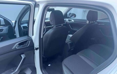 Volkswagen T-Cross I, 2021 год, 1 760 000 рублей, 20 фотография