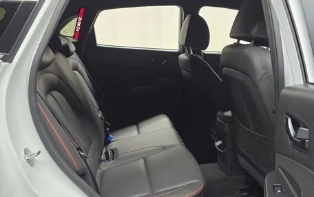 Hyundai Kona I, 2022 год, 1 450 000 рублей, 6 фотография