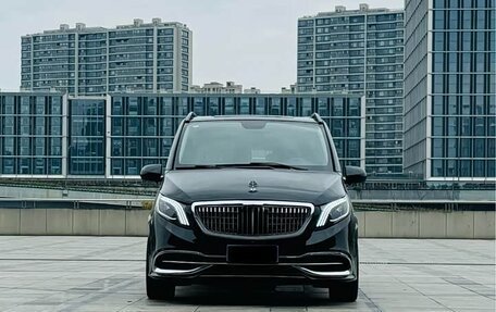 Mercedes-Benz Vito, 2021 год, 4 940 000 рублей, 2 фотография