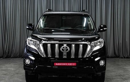 Toyota Land Cruiser Prado 150 рестайлинг 2, 2015 год, 4 449 000 рублей, 3 фотография