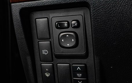 Toyota Land Cruiser Prado 150 рестайлинг 2, 2015 год, 4 449 000 рублей, 15 фотография