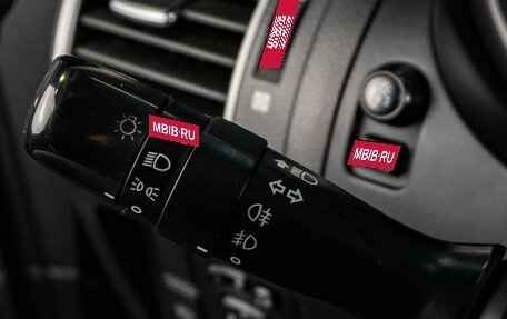 Toyota Land Cruiser Prado 150 рестайлинг 2, 2015 год, 4 449 000 рублей, 13 фотография