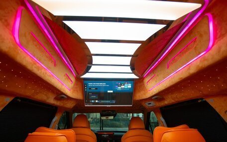 KIA Carnival, 2025 год, 10 600 000 рублей, 16 фотография