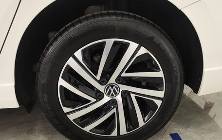 Volkswagen Lavida, 2022 год, 1 950 000 рублей, 9 фотография