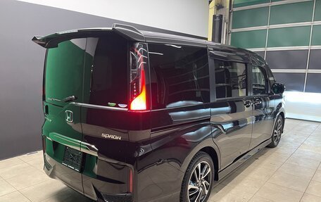 Honda Stepwgn IV, 2017 год, 2 150 000 рублей, 6 фотография