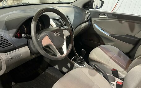 Hyundai Solaris II рестайлинг, 2012 год, 680 000 рублей, 6 фотография