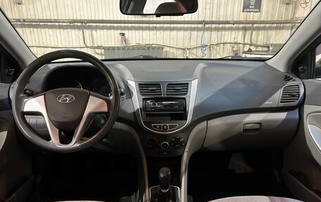 Hyundai Solaris II рестайлинг, 2012 год, 680 000 рублей, 5 фотография