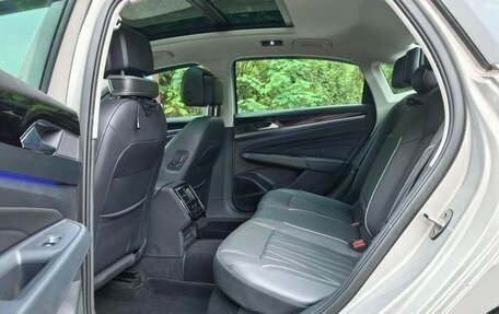 Volkswagen Passat B8 рестайлинг, 2021 год, 2 000 000 рублей, 11 фотография