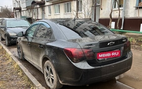 Chevrolet Cruze II, 2011 год, 599 000 рублей, 3 фотография