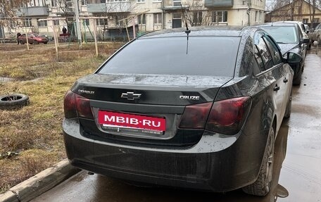 Chevrolet Cruze II, 2011 год, 599 000 рублей, 2 фотография