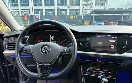 Volkswagen Passat B8 рестайлинг, 2021 год, 2 000 000 рублей, 11 фотография