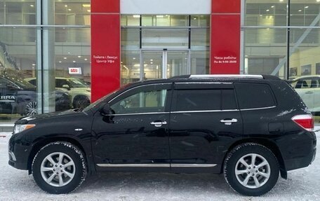 Toyota Highlander III, 2011 год, 1 990 000 рублей, 8 фотография