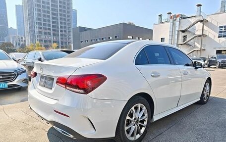 Mercedes-Benz A-Класс, 2021 год, 1 900 000 рублей, 6 фотография