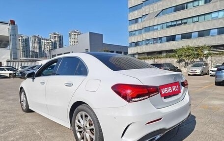 Mercedes-Benz A-Класс, 2021 год, 1 900 000 рублей, 8 фотография