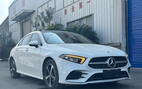 Mercedes-Benz A-Класс, 2021 год, 1 900 000 рублей, 3 фотография