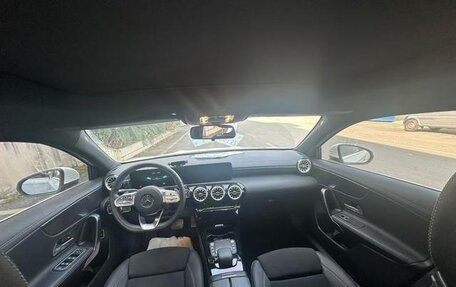 Mercedes-Benz A-Класс, 2021 год, 1 900 000 рублей, 7 фотография