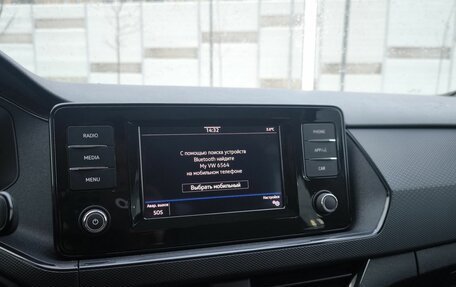 Volkswagen Polo VI (EU Market), 2021 год, 1 750 000 рублей, 21 фотография