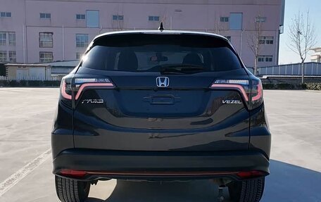 Honda Vezel, 2022 год, 1 155 004 рублей, 5 фотография