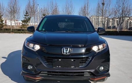 Honda Vezel, 2022 год, 1 155 004 рублей, 2 фотография