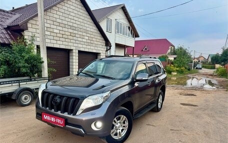 Toyota Land Cruiser Prado 150 рестайлинг 2, 2015 год, 2 999 999 рублей, 1 фотография