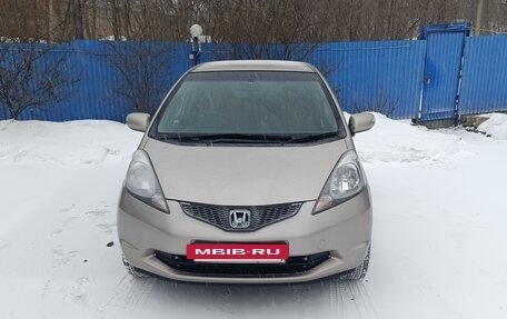 Honda Fit III, 2009 год, 700 000 рублей, 5 фотография