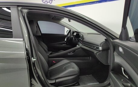 Hyundai Elantra, 2025 год, 1 560 000 рублей, 4 фотография