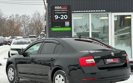 Skoda Octavia, 2017 год, 1 599 000 рублей, 5 фотография