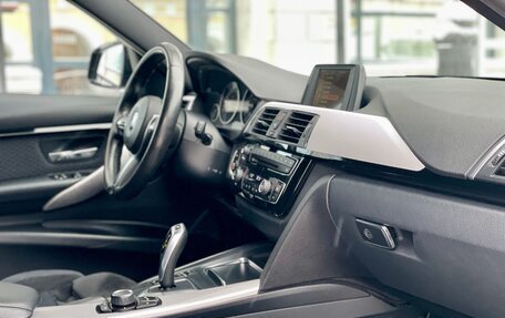 BMW 3 серия, 2017 год, 2 357 000 рублей, 13 фотография