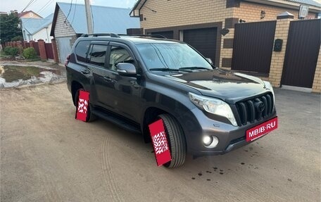 Toyota Land Cruiser Prado 150 рестайлинг 2, 2015 год, 2 999 999 рублей, 8 фотография