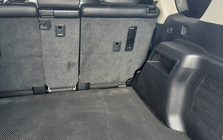 Toyota Land Cruiser Prado 150 рестайлинг 2, 2021 год, 6 150 000 рублей, 9 фотография