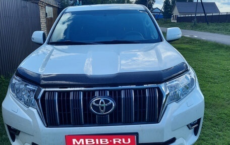 Toyota Land Cruiser Prado 150 рестайлинг 2, 2021 год, 6 150 000 рублей, 6 фотография