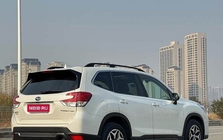 Subaru Forester, 2022 год, 2 300 003 рублей, 9 фотография