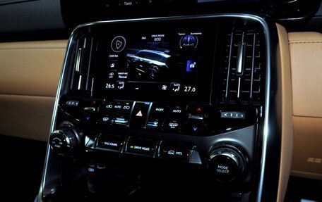 Lexus LX, 2023 год, 13 999 000 рублей, 14 фотография