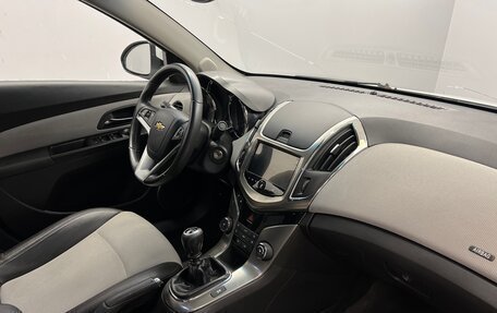 Chevrolet Cruze II, 2013 год, 645 000 рублей, 7 фотография