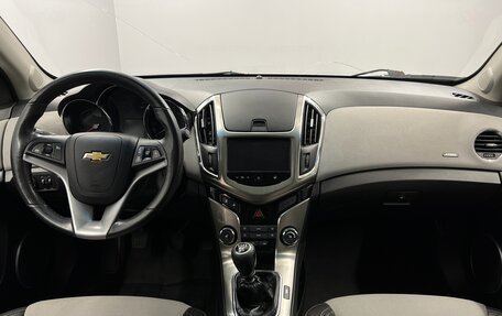 Chevrolet Cruze II, 2013 год, 645 000 рублей, 8 фотография