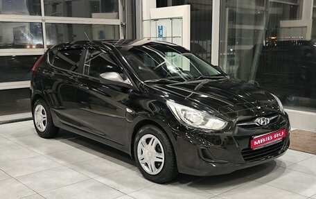 Hyundai Solaris II рестайлинг, 2012 год, 819 900 рублей, 1 фотография