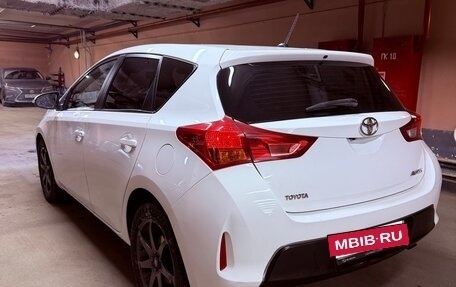 Toyota Auris II, 2013 год, 960 000 рублей, 4 фотография