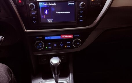 Toyota Auris II, 2013 год, 960 000 рублей, 13 фотография