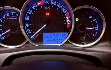 Toyota Auris II, 2013 год, 960 000 рублей, 12 фотография