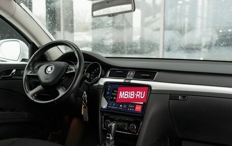 Skoda Superb III рестайлинг, 2014 год, 1 300 000 рублей, 10 фотография
