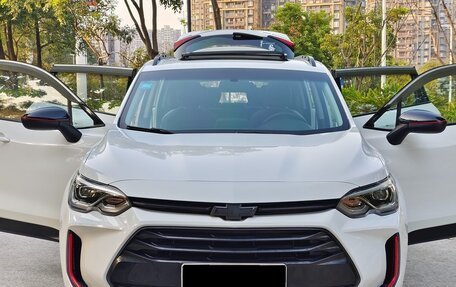 Chevrolet Orlando, 2022 год, 1 672 000 рублей, 2 фотография