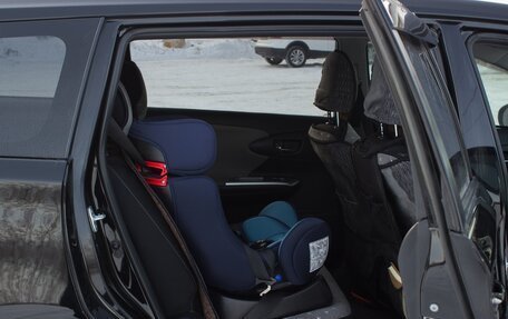 Toyota Wish II, 2011 год, 1 260 000 рублей, 21 фотография