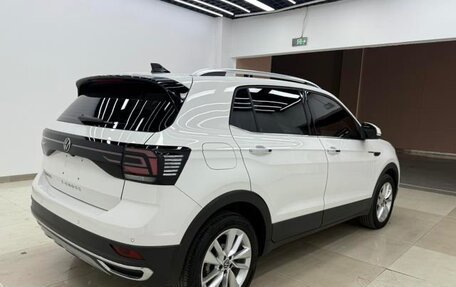 Volkswagen T-Cross I, 2022 год, 1 290 000 рублей, 6 фотография