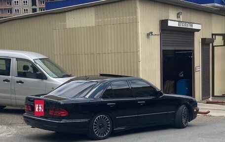 Mercedes-Benz E-Класс, 2000 год, 1 650 000 рублей, 18 фотография