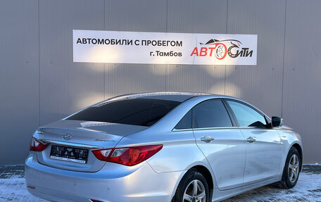 Hyundai Sonata VI, 2011 год, 1 112 000 рублей, 5 фотография